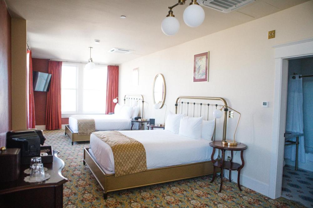 Belvada Hotel Tonopah Exterior photo